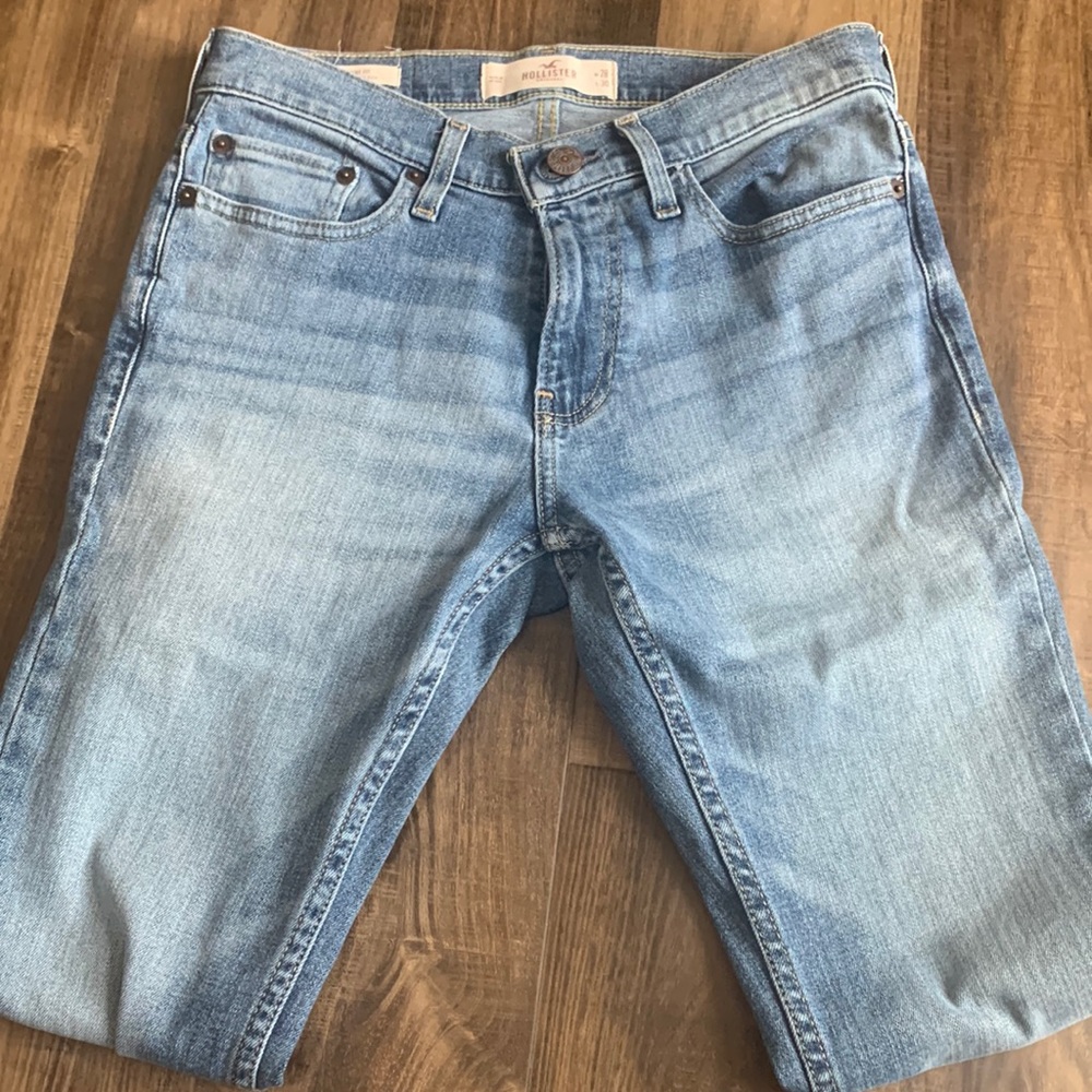 Hollister Skinny Fit Light Wash Jeans